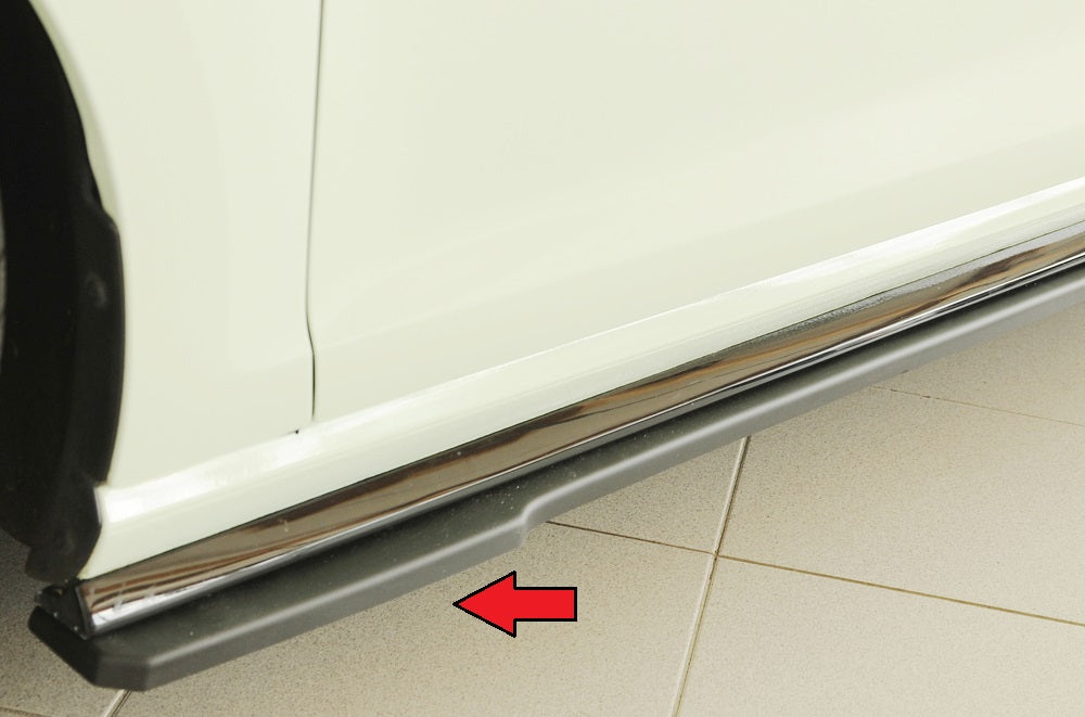 Rieger Seitenschwelleransatz (ca. 19mm) für VW Golf 7 GTD 3-tür.