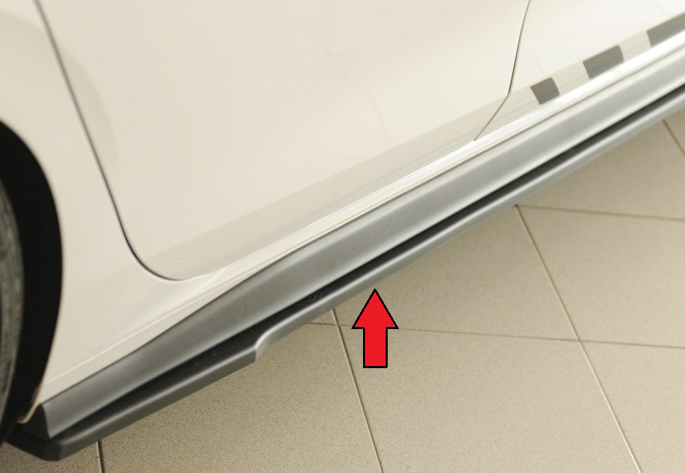 Rieger Seitenschwelleransatz für VW Golf 8 GTD 5-tür.