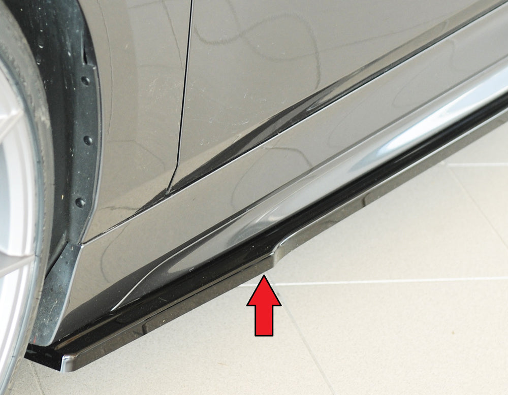 Rieger Seitenschwelleransatz für BMW 1er F40  (F1H) Schrägheck / 4-tür.