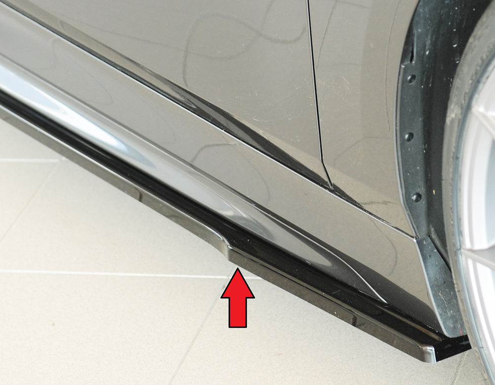 Rieger Seitenschwelleransatz für BMW 1er F40  (F1H) Schrägheck / 4-tür.