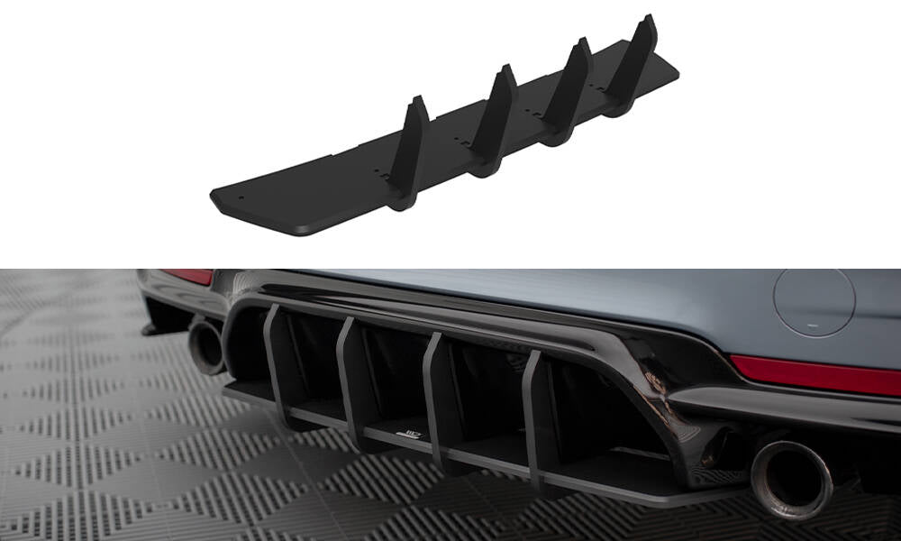 Maxton Design Street Pro Heckschürze V.1 passend für BMW 4er Coupe / Cabrio / Gran Coupe M-Paket F32 / F33 / F36