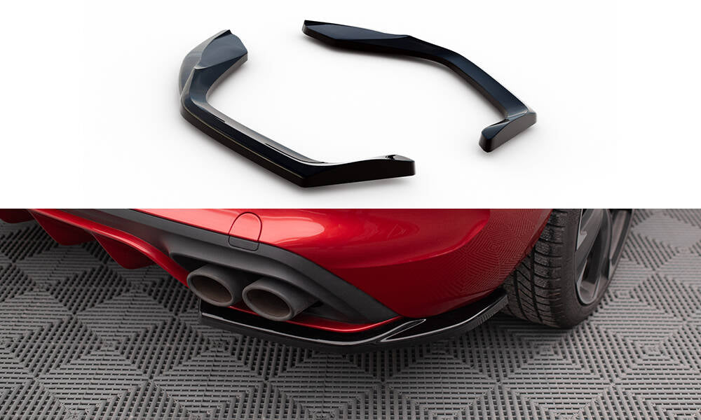 Maxton Design Heck Ansatz Flaps Diffusor V.1 passend für Cupra Leon Hatchback Mk1 schwarz Hochglanz
