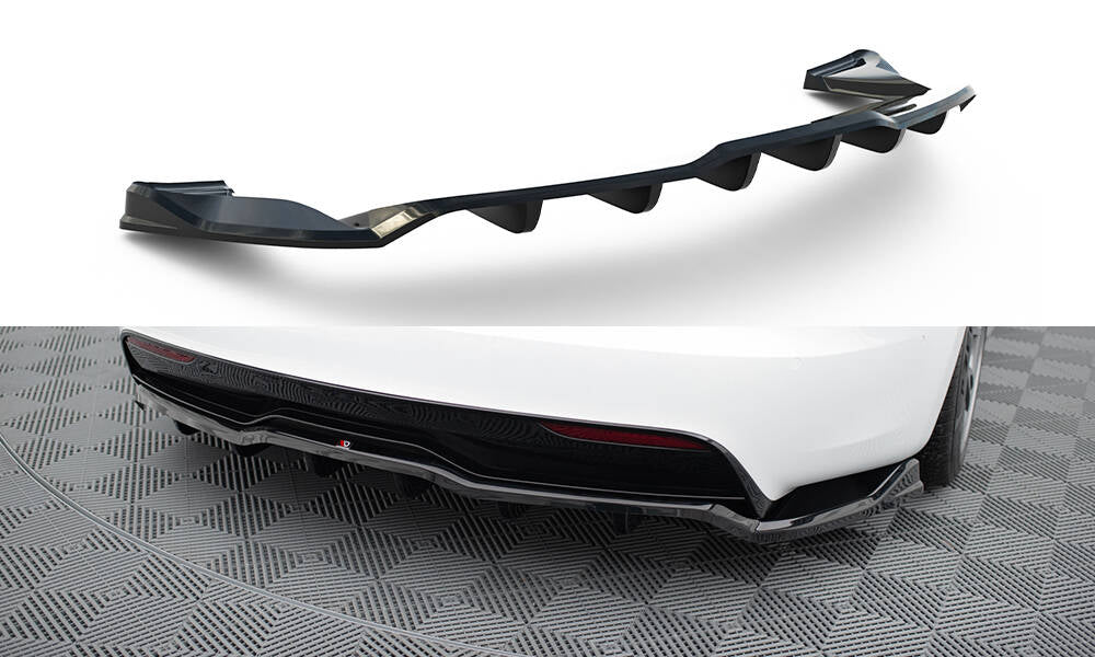 Maxton Design Street+ Mittlerer Diffusor RACE passend für V.1 Tesla Model S Plaid Mk1 Facelift schwarz Hochglanz