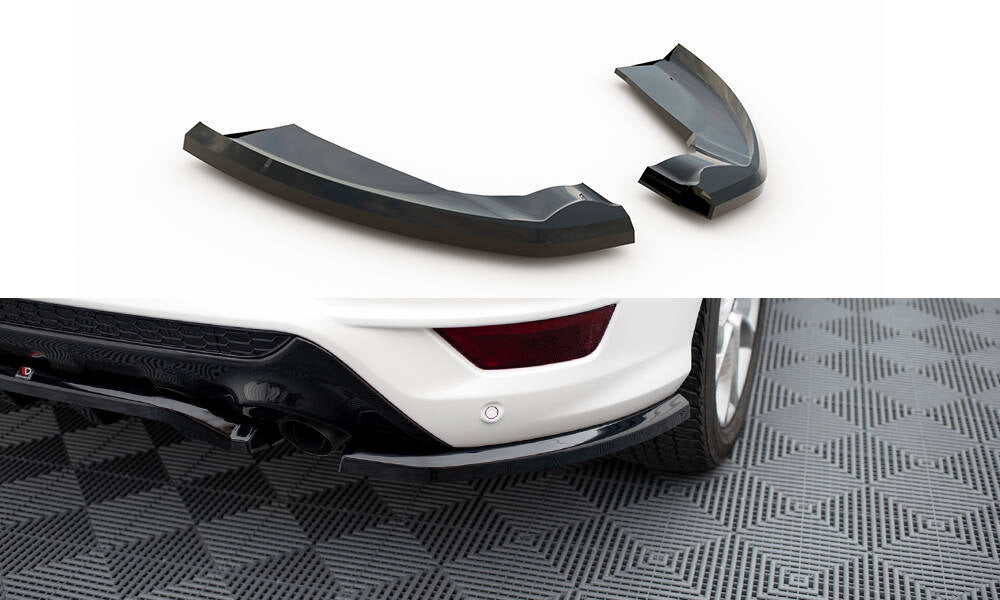 Maxton Design Heck Ansatz Flaps Diffusor passend für Ford Kuga ST-Line Mk2 Facelift schwarz Hochglanz