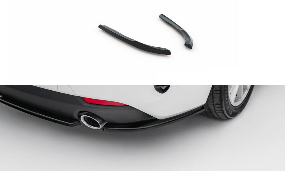 Maxton Design Heck Ansatz Flaps Diffusor passend für BMW 4er Coupe / Cabrio G22 / G23 schwarz Hochglanz