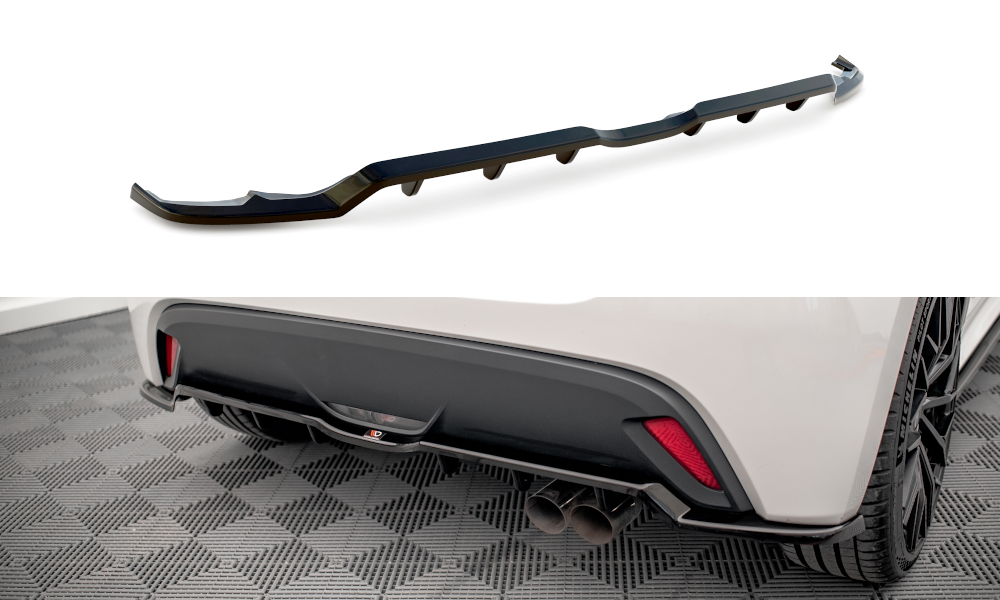 Maxton Design Street+ Mittlerer Diffusor RACE V.2 passend für Toyota Yaris Mk4 schwarz Hochglanz