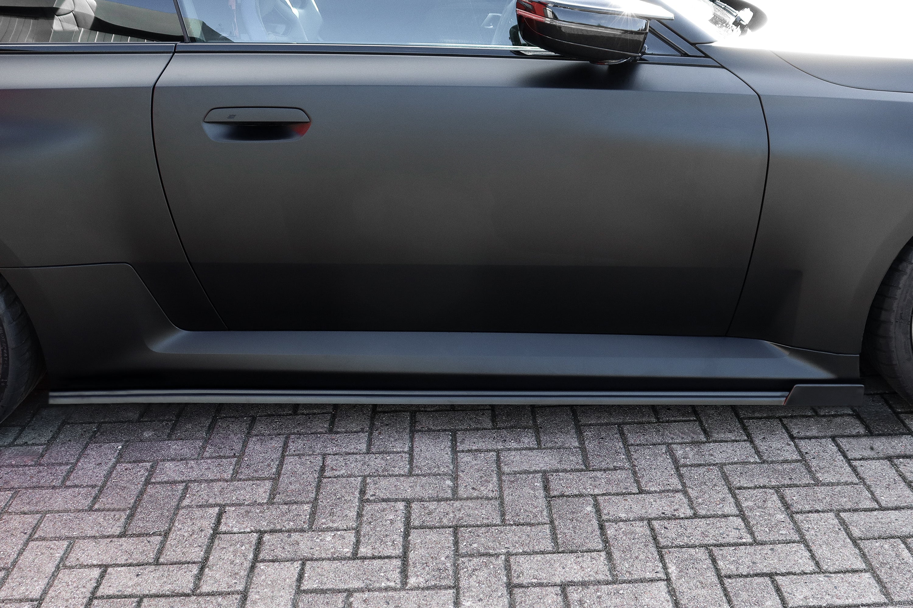 Seitenschweller mit Wing hinten aus ABS für BMW M2 G87