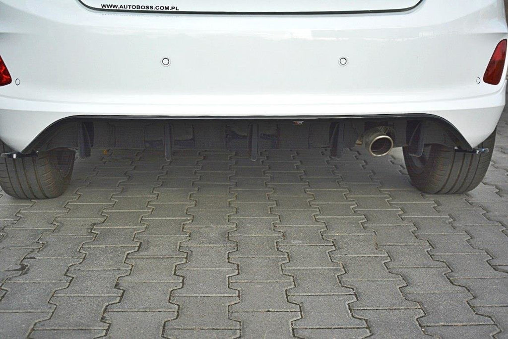 Maxton Design Diffusor Heck Ansatz für Ford Fiesta Mk8 ST-Line Carbon Look