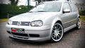 Maxton Design Street+ Spoilerlippe Front Ansatz passend für VW GOLF 4 (FÜR 25TH Frontansatz) schwarz Hochglanz