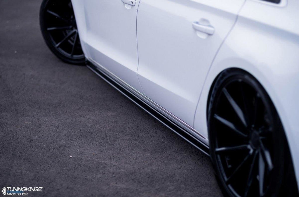 Maxton Design Seitenschweller Ansatz für Audi A8 D4 Carbon Look