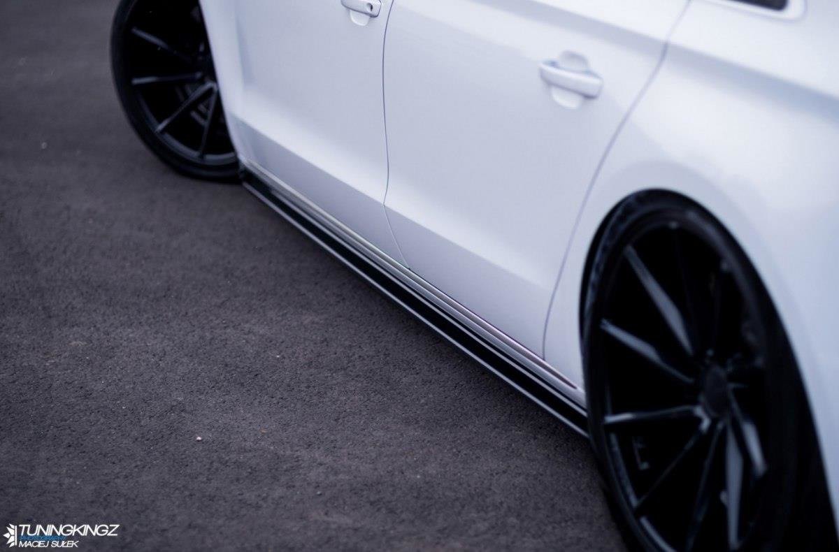Maxton Design Seitenschweller Ansatz für Audi A8 D4 Carbon Look