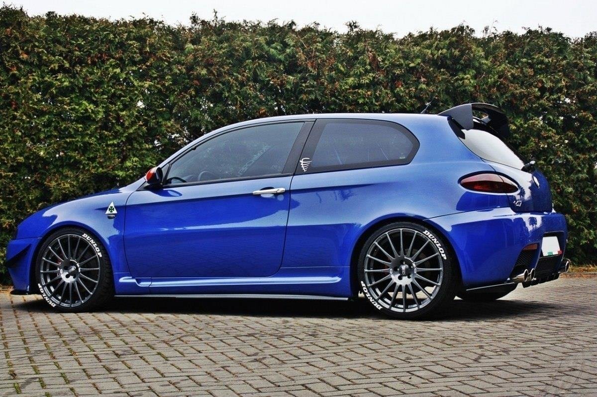 Maxton Design Street+ Seitenschweller Leisten passend für Alfa Romeo 147 GTA schwarz Hochglanz
