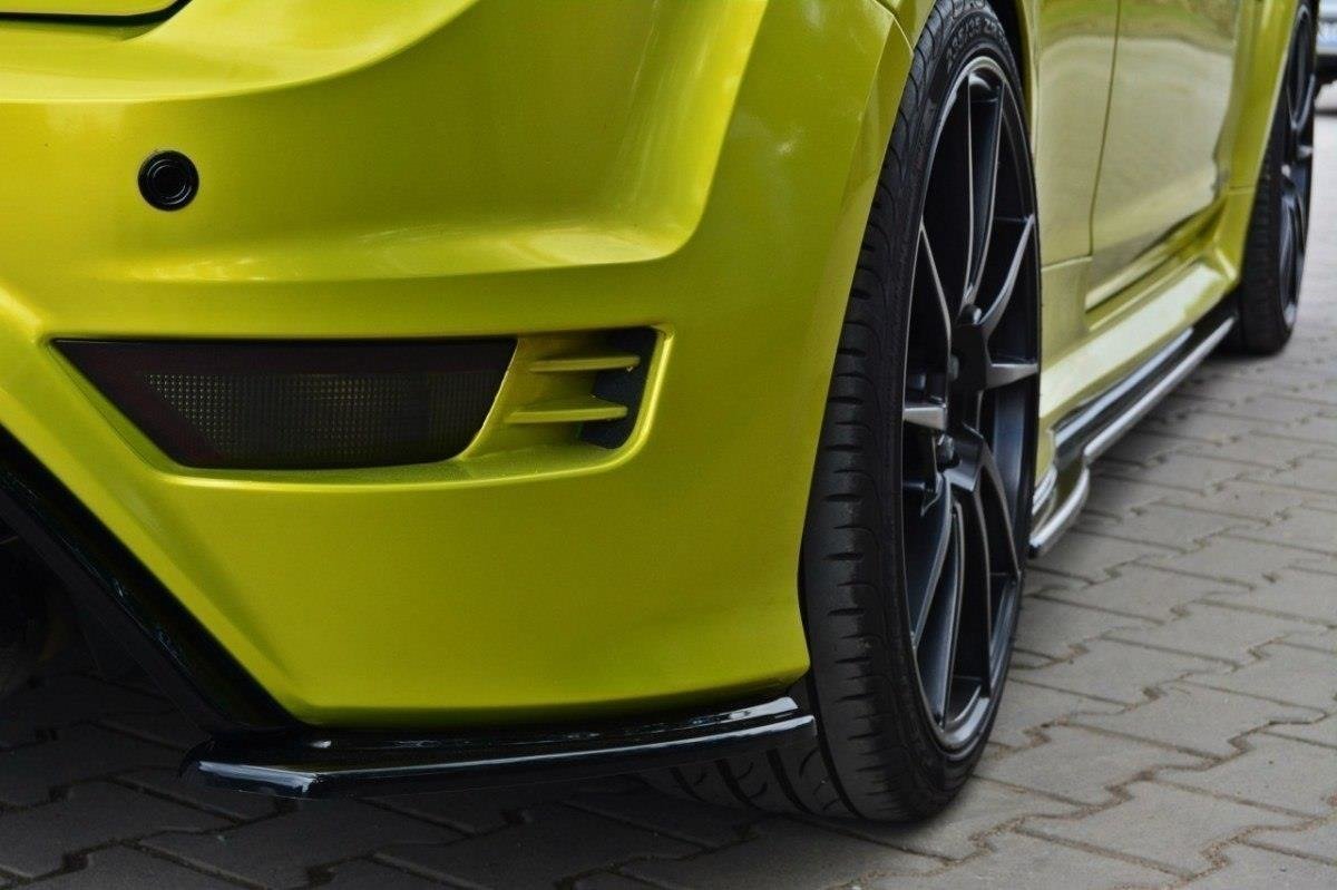 Maxton Design Heck Ansatz Flaps Diffusor passend für Ford Focus RS Mk2 schwarz Hochglanz