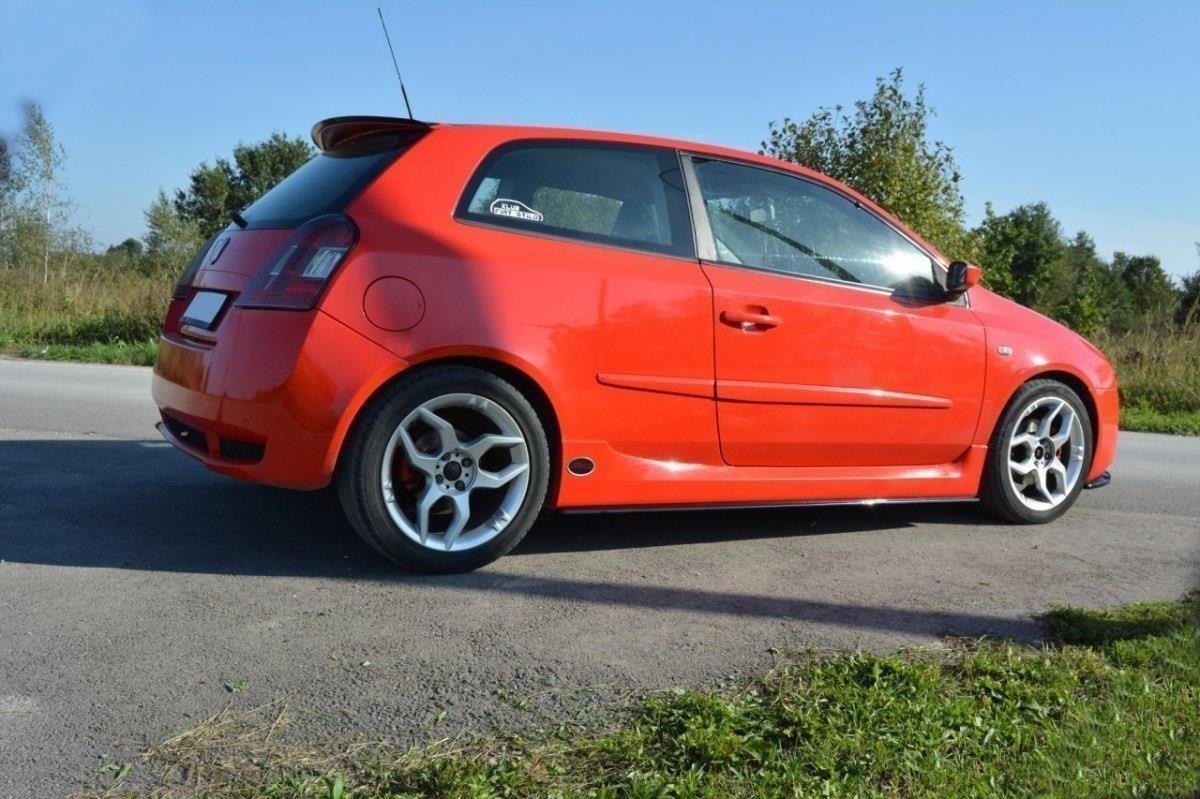 Maxton Design Spoiler CAP passend für Schumacher ED schwarz Hochglanz