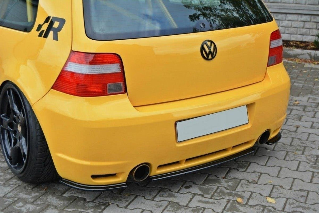 Maxton Design Heckansatz VW GOLF 4 R32 schwarz Hochglanz für Volkswagen Golf Mk4