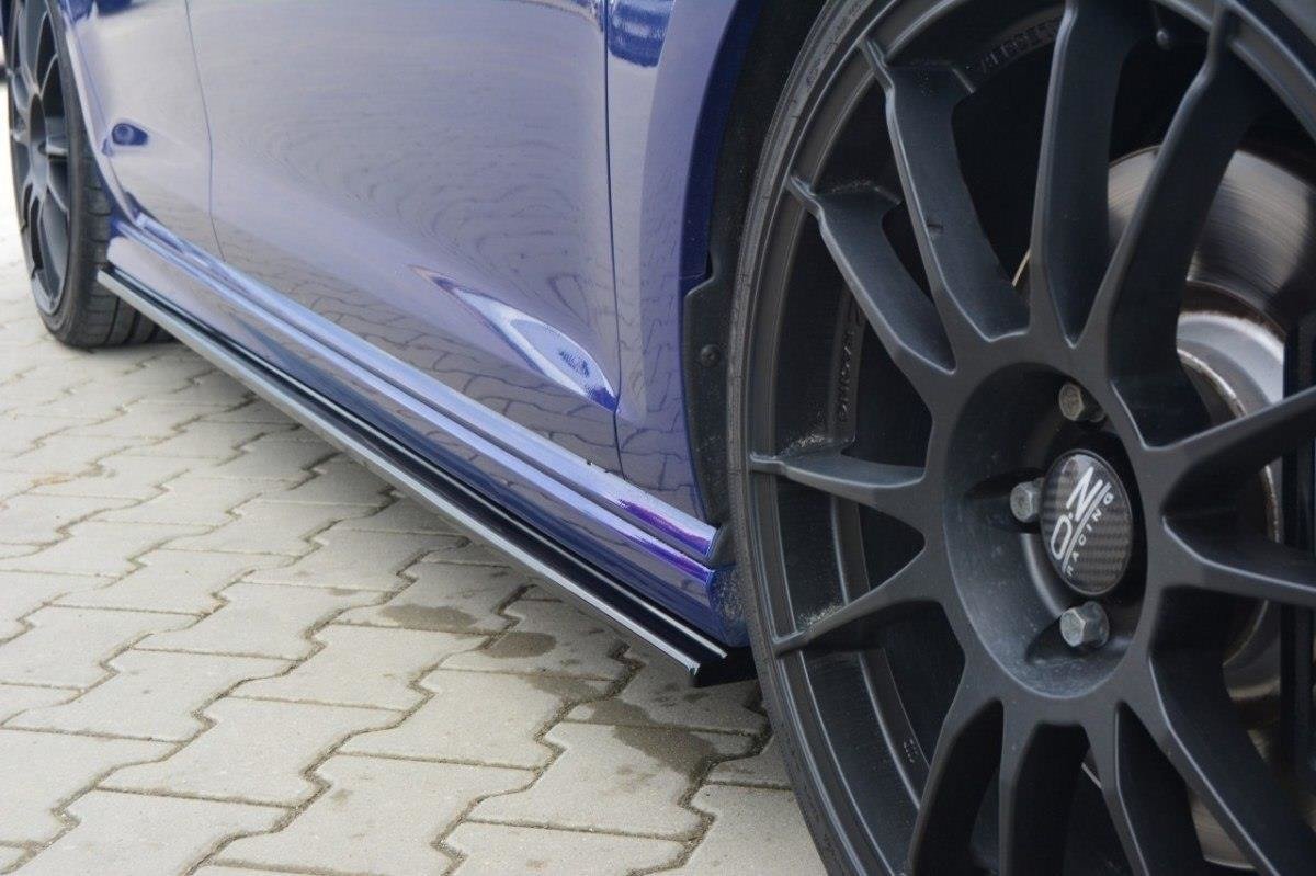 Maxton Design Street+ Seitenschweller Leisten passend für V.1 passend für VW Golf R / R-Line Mk7 schwarz Hochglanz