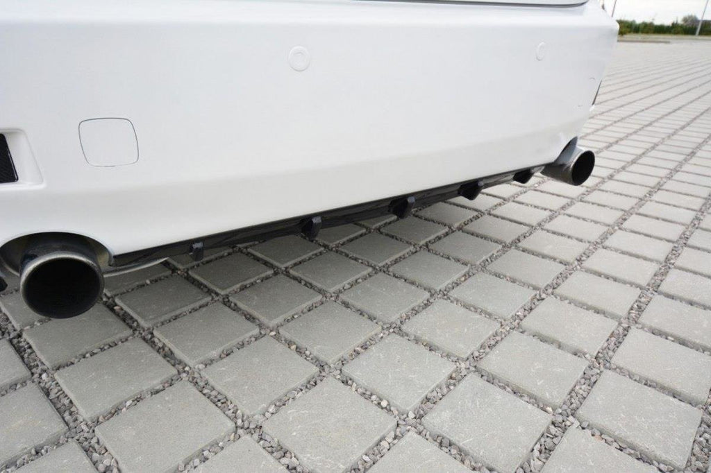 Maxton Design Diffusor Heck Ansatz passend für Lexus IS Mk2 schwarz Hochglanz