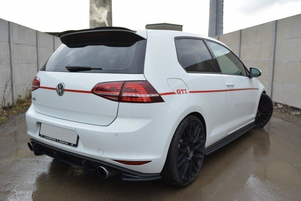 Maxton Design Heck Ansatz Flaps Diffusor passend für VW GOLF 7 GTI schwarz Hochglanz