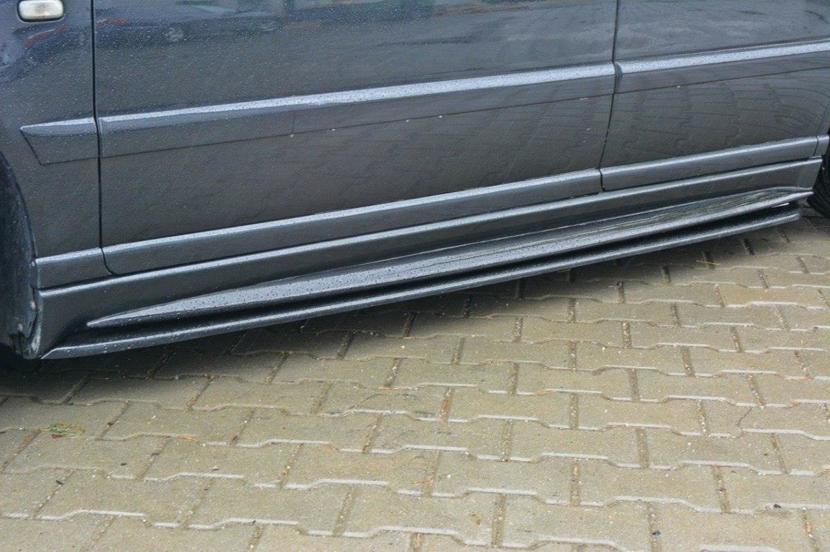 Maxton Design Street+ Seitenschweller Leisten passend für AUDI S4 B5 schwarz Hochglanz