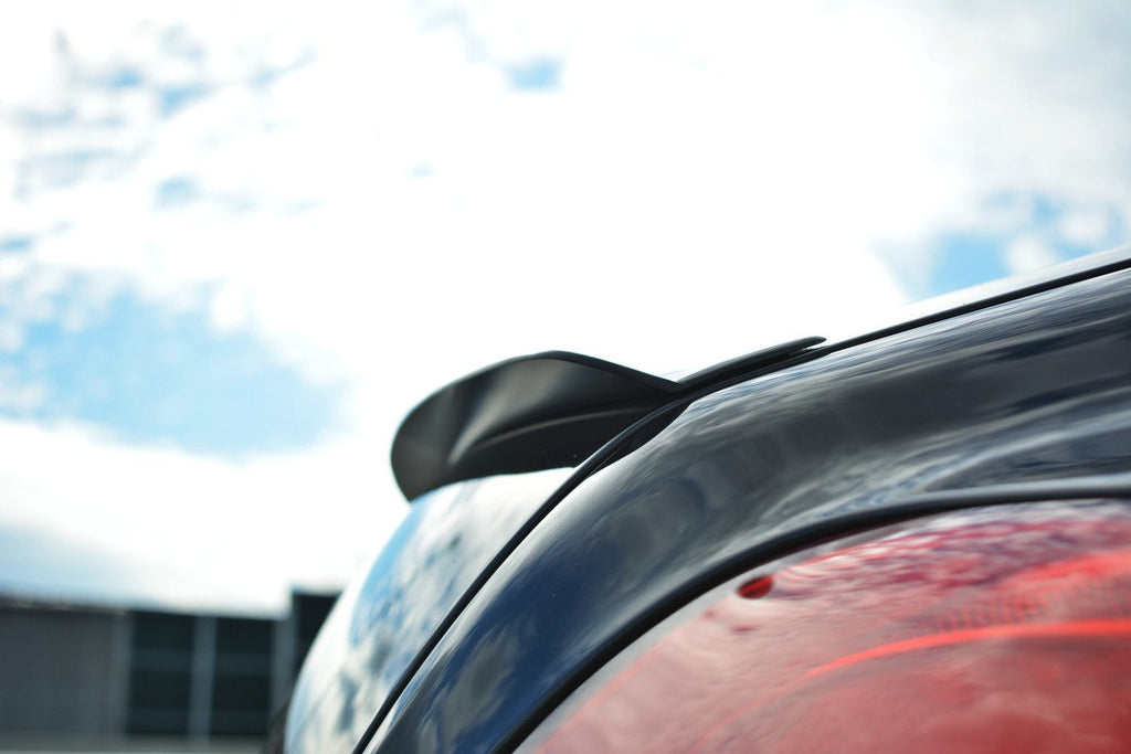 Maxton Design Spoiler CAP passend für BENTLEY CONTINENTAL GT schwarz Hochglanz