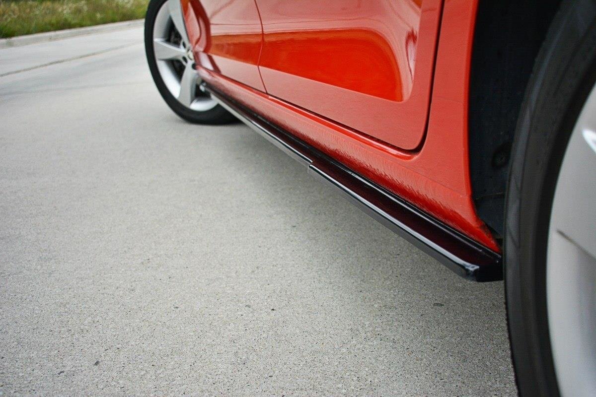 Maxton Design Seitenschweller Ansatz für Skoda Rapid Carbon Look