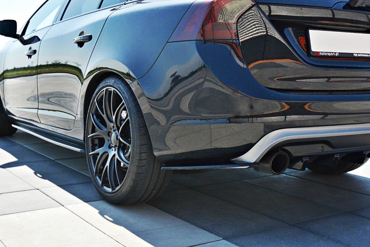 Maxton Design Heck Ansatz Flaps Diffusor passend für Volvo V60 Polestar Facelift schwarz Hochglanz