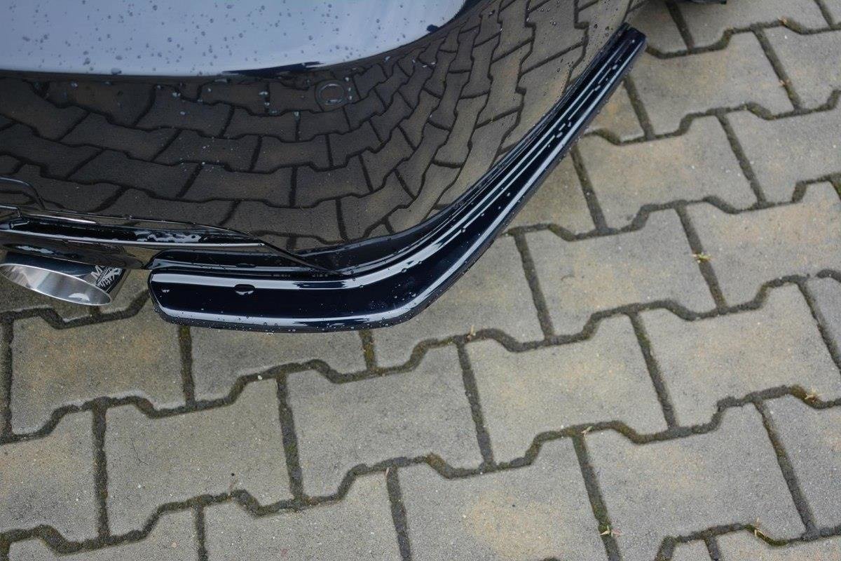 Maxton Design Heck Ansatz Flaps Diffusor passend für BMW 3er E92 M Paket FACELIFT schwarz Hochglanz