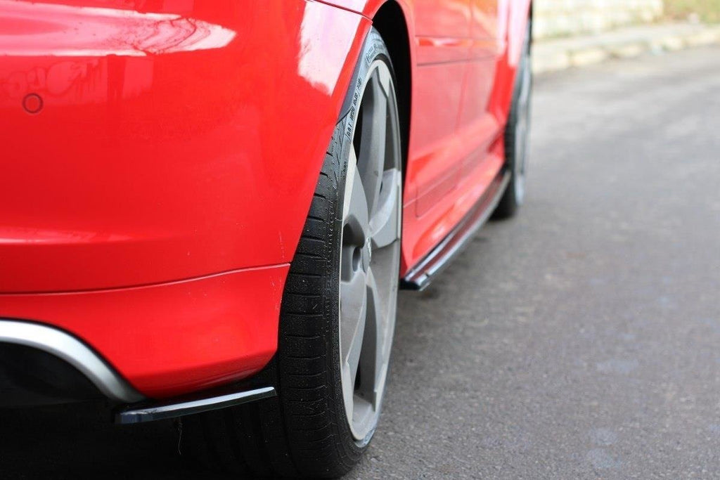 Maxton Design Heck Ansatz Flaps Diffusor passend für Audi RS3 8P schwarz Hochglanz