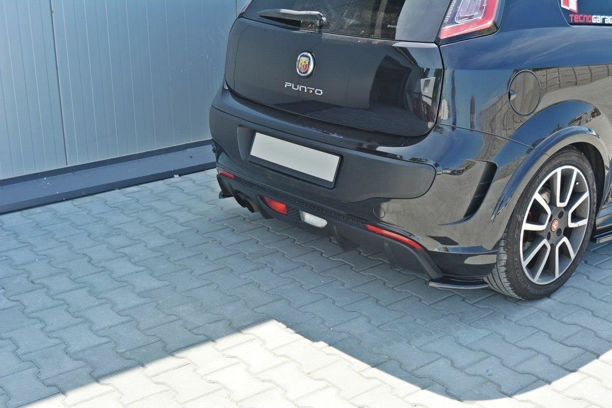 Maxton Design Heck Ansatz Flaps Diffusor passend für Abarth Punto Evo schwarz Hochglanz