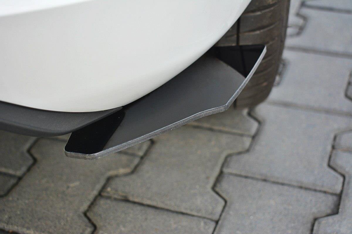Maxton Design Sport Heck Ansatz Flaps Diffusor passend für Ford Fiesta Mk8 ST-Line