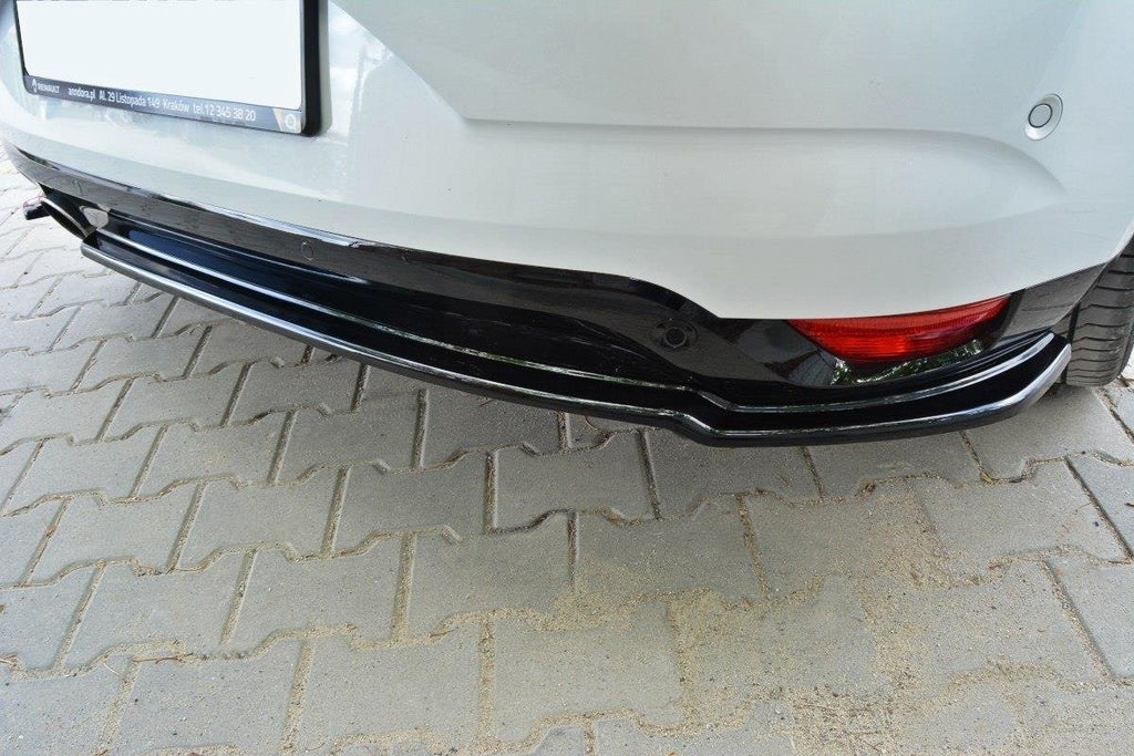 Maxton Design Heck Ansatz Flaps Diffusor passend für Renault Megane Mk4 Hatchback schwarz Hochglanz