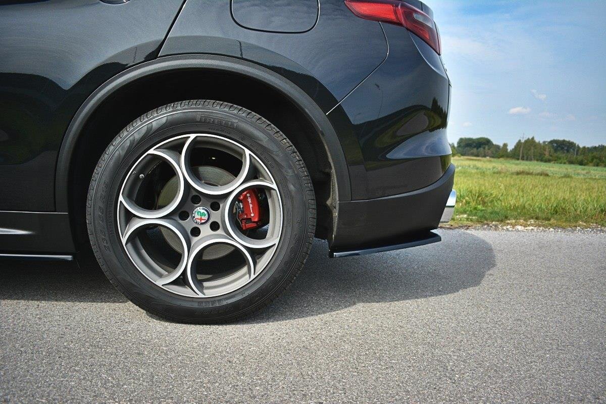 Maxton Design Heck Ansatz Flaps Diffusor passend für Alfa Romeo Stelvio Mk1 schwarz Hochglanz