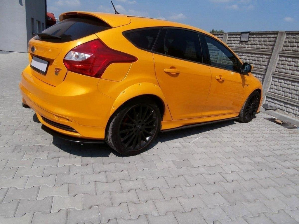 Maxton Design Kotflügelverlängerung Ford Focus ST Mk3 schwarz Hochglanz für Ford Focus ST