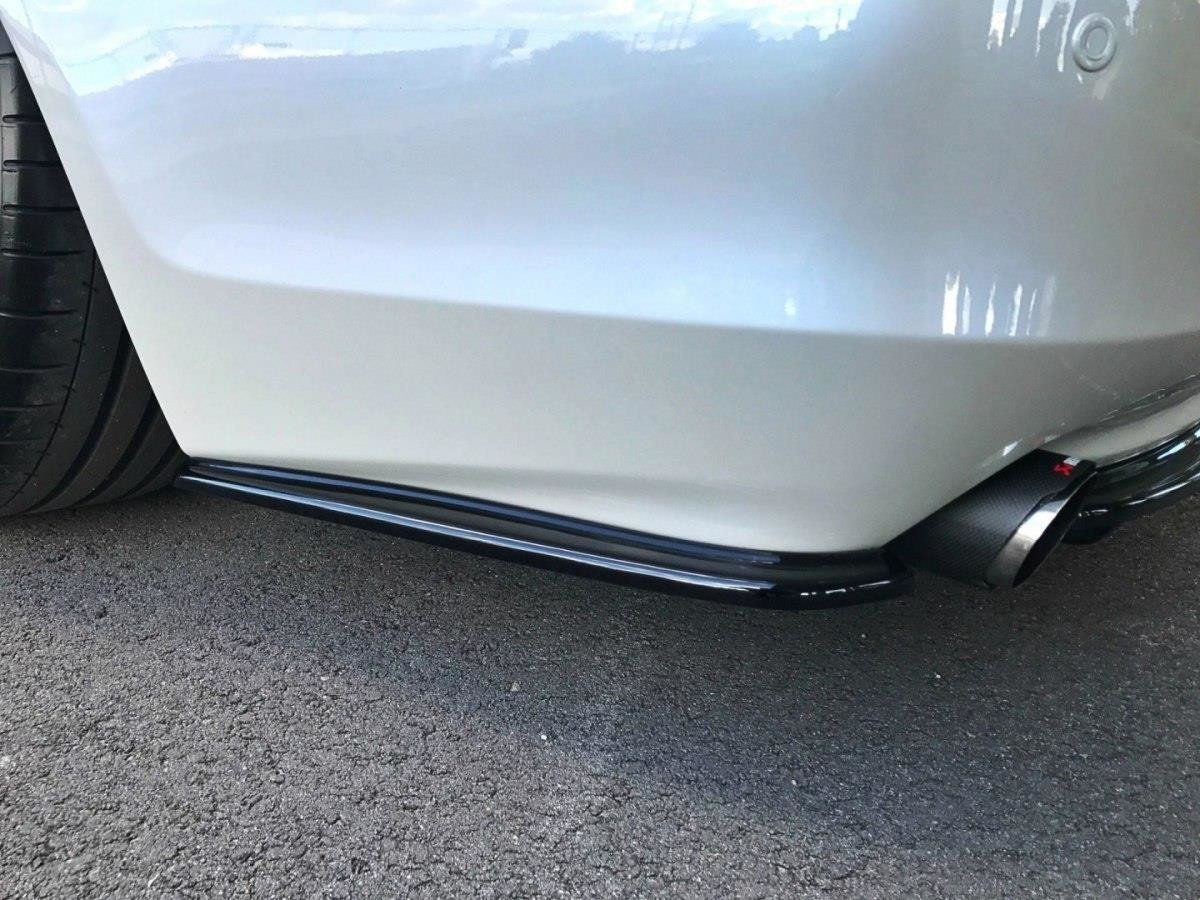 Maxton Design Heck Ansatz Flaps Diffusor passend für Lexus GS 300 Mk3 Facelift schwarz Hochglanz
