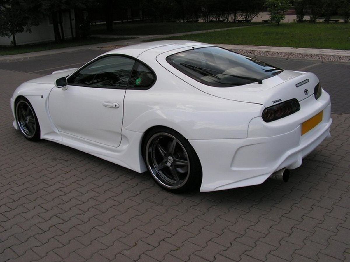 Maxton Design Kotflügel für Toyota Supra Mk4 | GFK