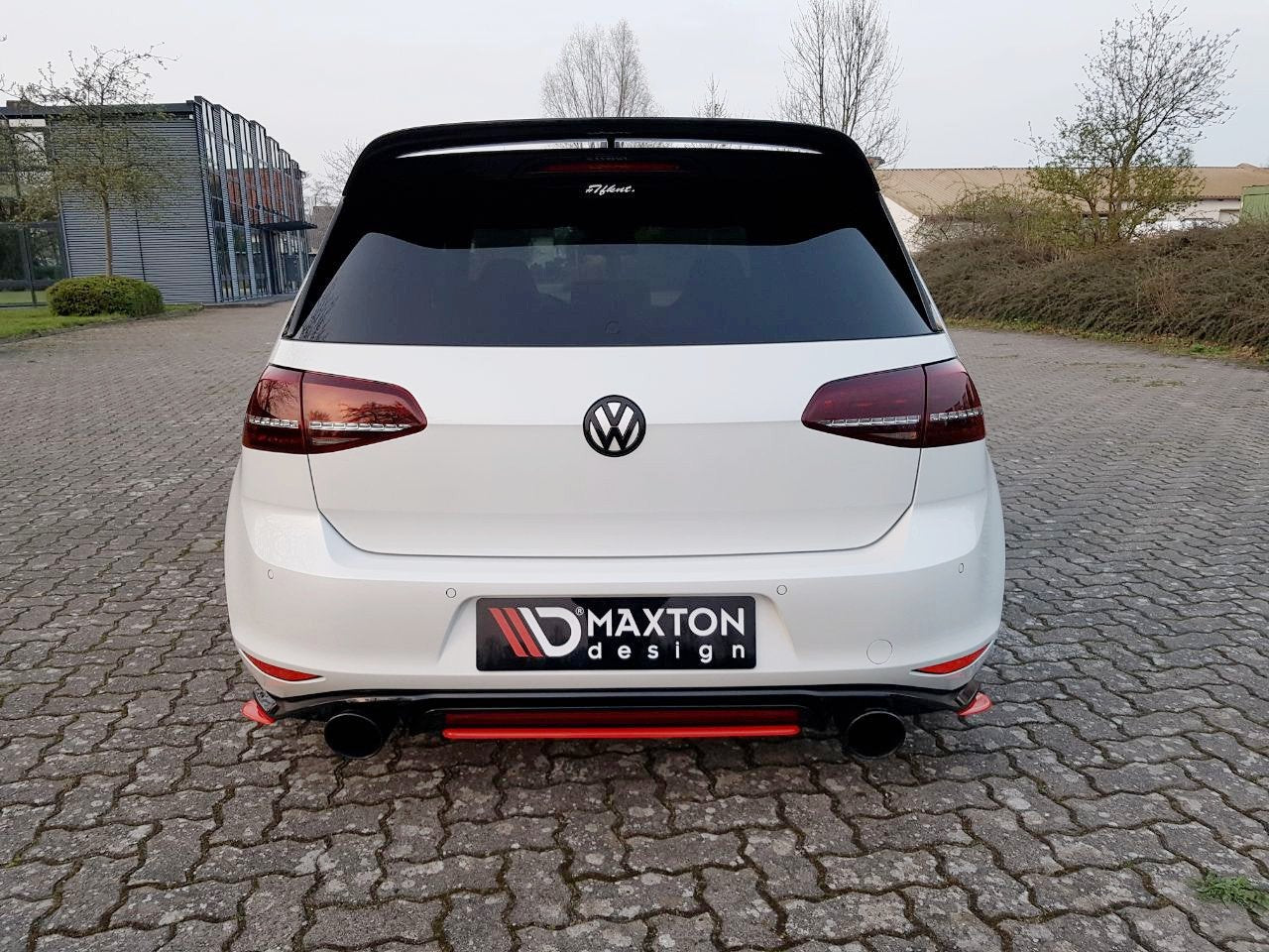 Maxton Design Heck Ansatz Flaps Diffusor für VW GOLF Mk7 GTI CLUBSPORT schwarz matt