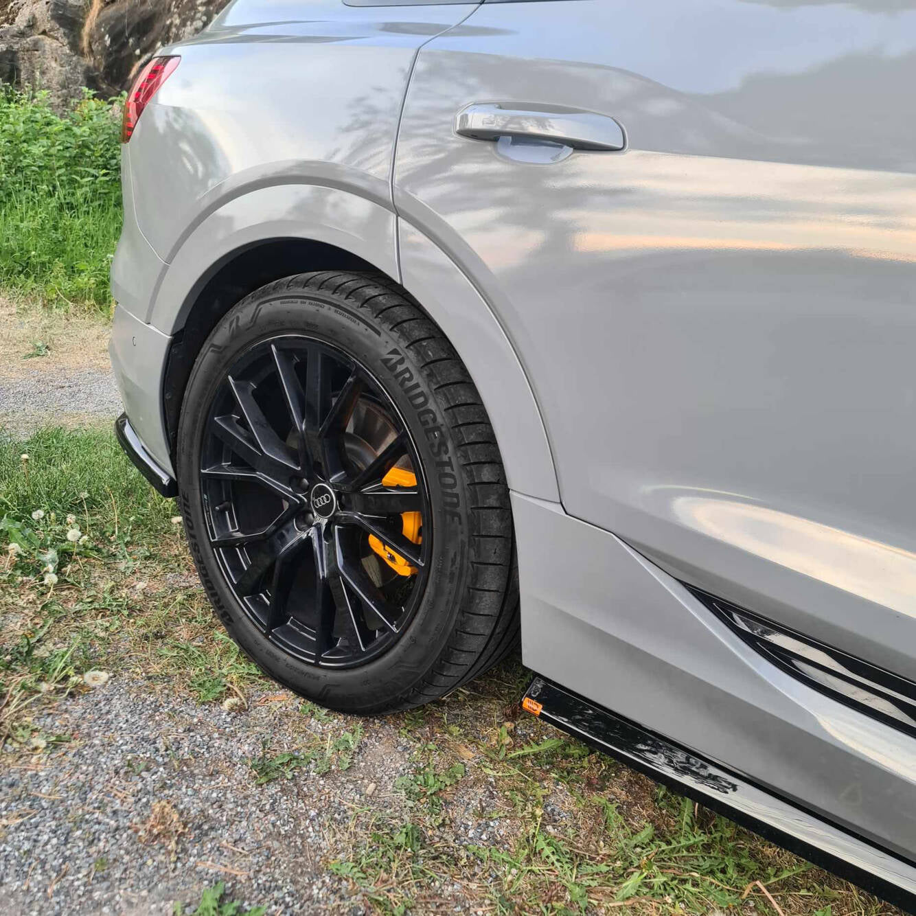 Maxton Design Street+ Seitenschweller Leisten passend für Audi e-Tron S-Line schwarz Hochglanz