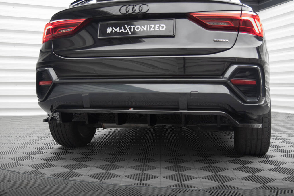 Maxton Design Street+ Mittlerer Diffusor RACE passend für Audi Q3 Sportback F3 schwarz Hochglanz