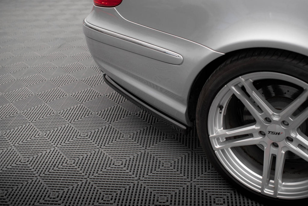 Maxton Design Heck Ansatz Flaps Diffusor passend für Mercedes-Benz E 55 AMG W211 schwarz Hochglanz