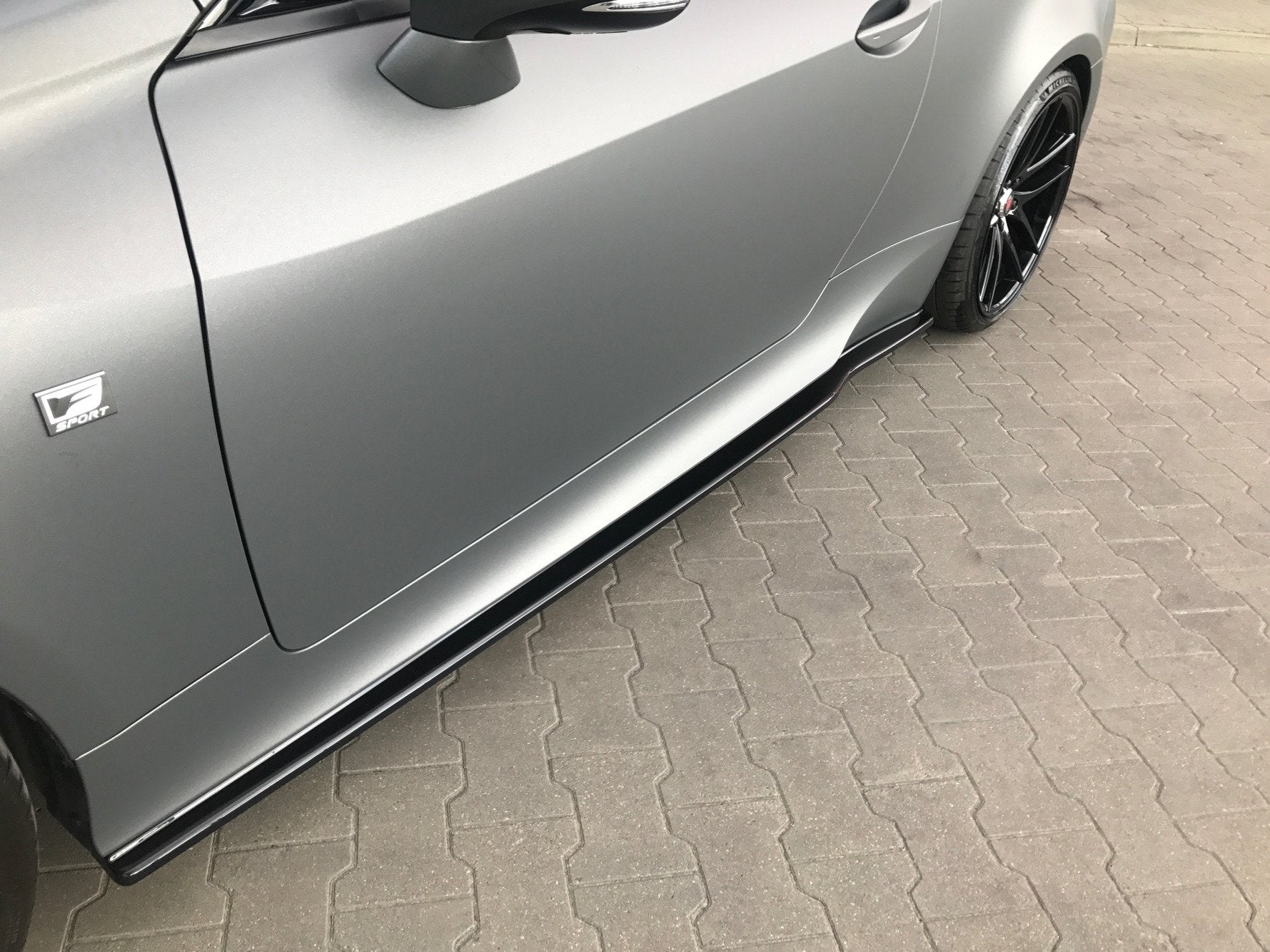 Maxton Design Seitenschweller Ansatz für Lexus Rc Carbon Look