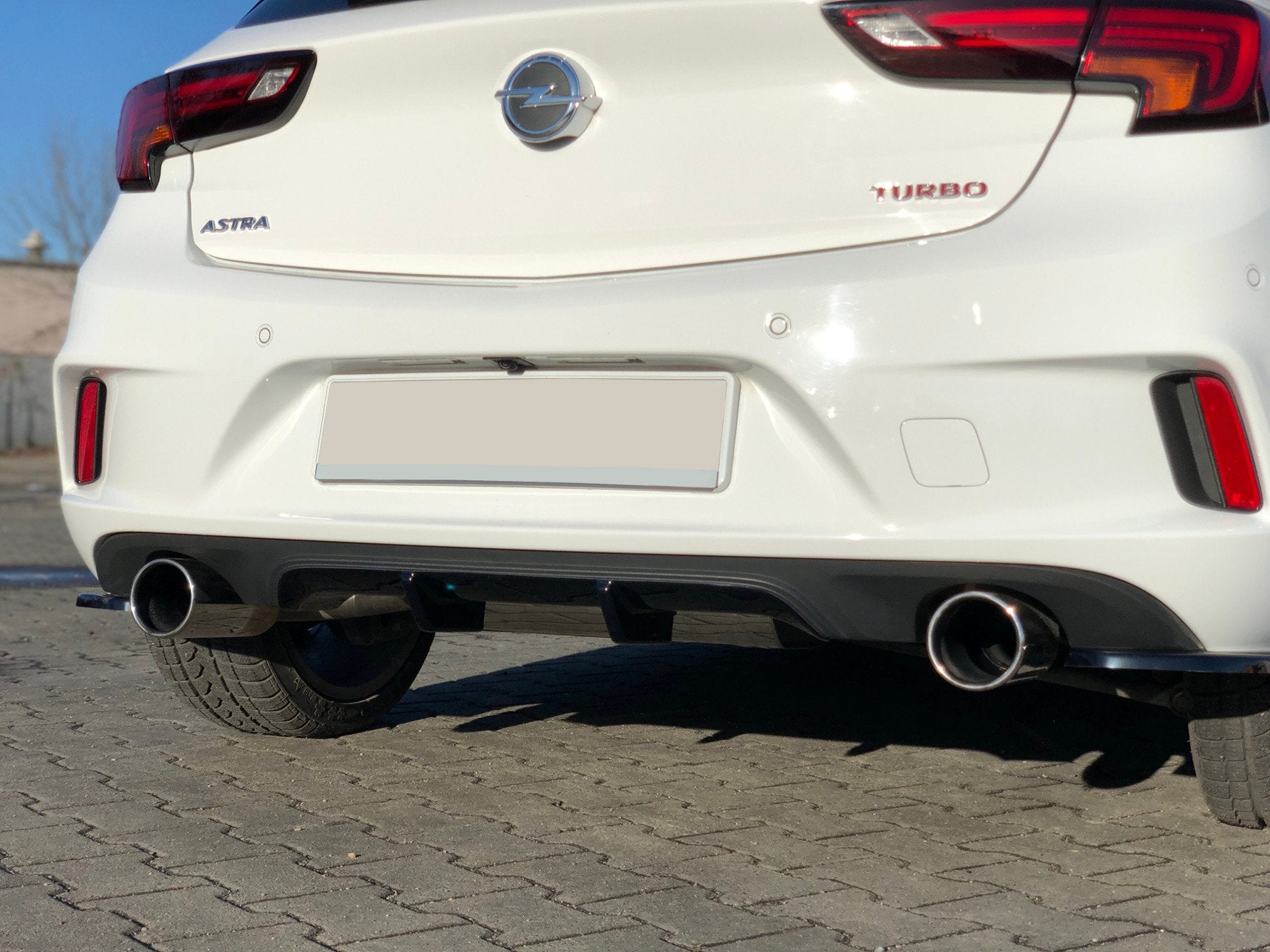 Maxton Design Heck Ansatz Flaps Diffusor passend für OPEL ASTRA K OPC-LINE schwarz Hochglanz
