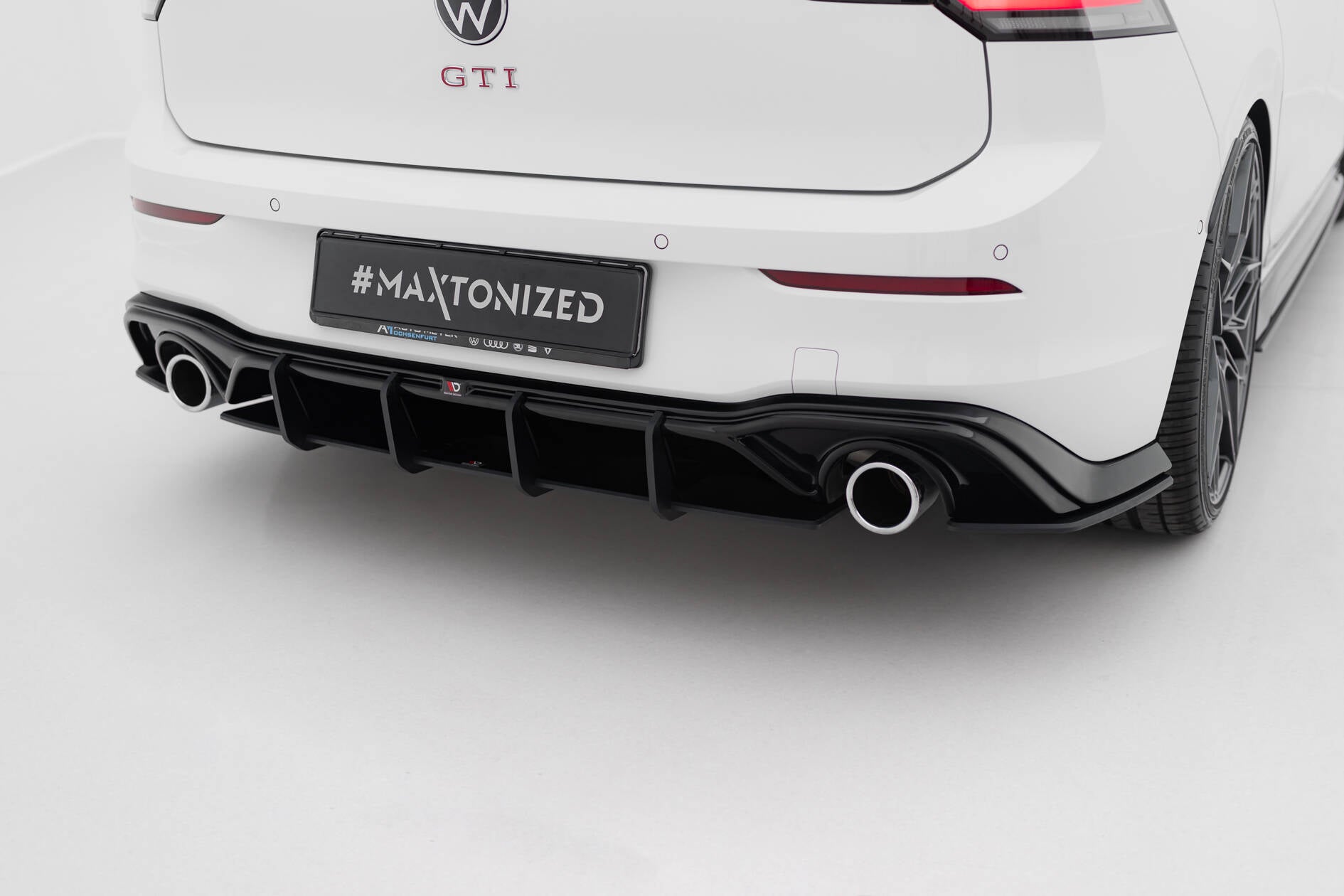 Maxton Design Street Pro Heckschürze V.3 passend für VW Golf GTI Mk8