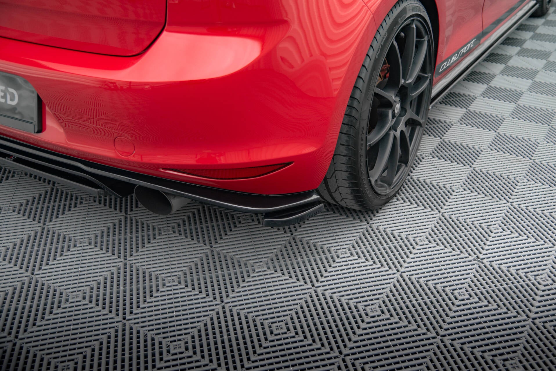 Maxton Design Heck Ansatz Flaps Diffusor passend für VW Golf GTI Clubsport Mk7 schwarz Hochglanz
