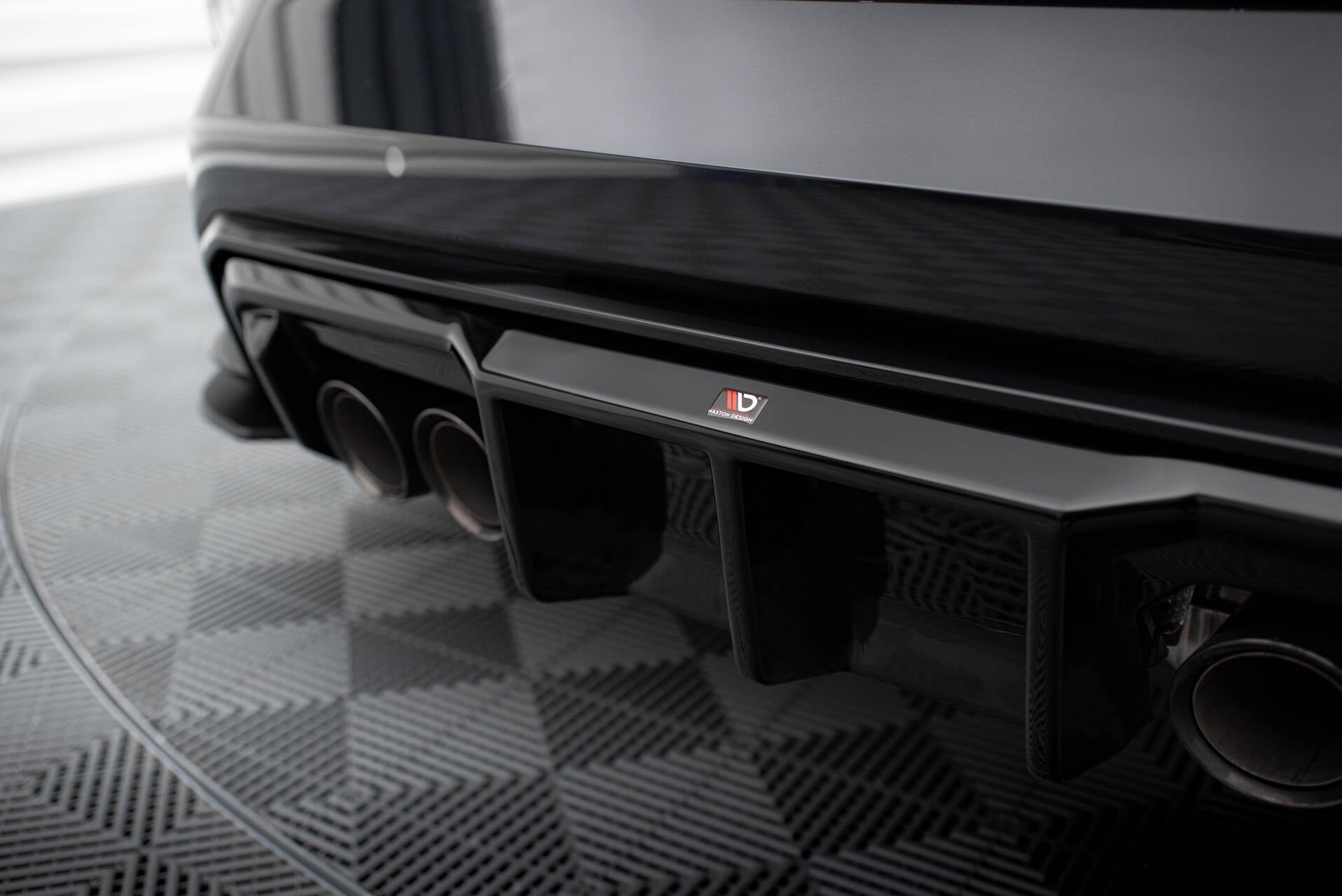 Maxton Design Diffusor Heck Ansatz passend für BMW M3 Limousine / Touring G80 / G81 schwarz Hochglanz