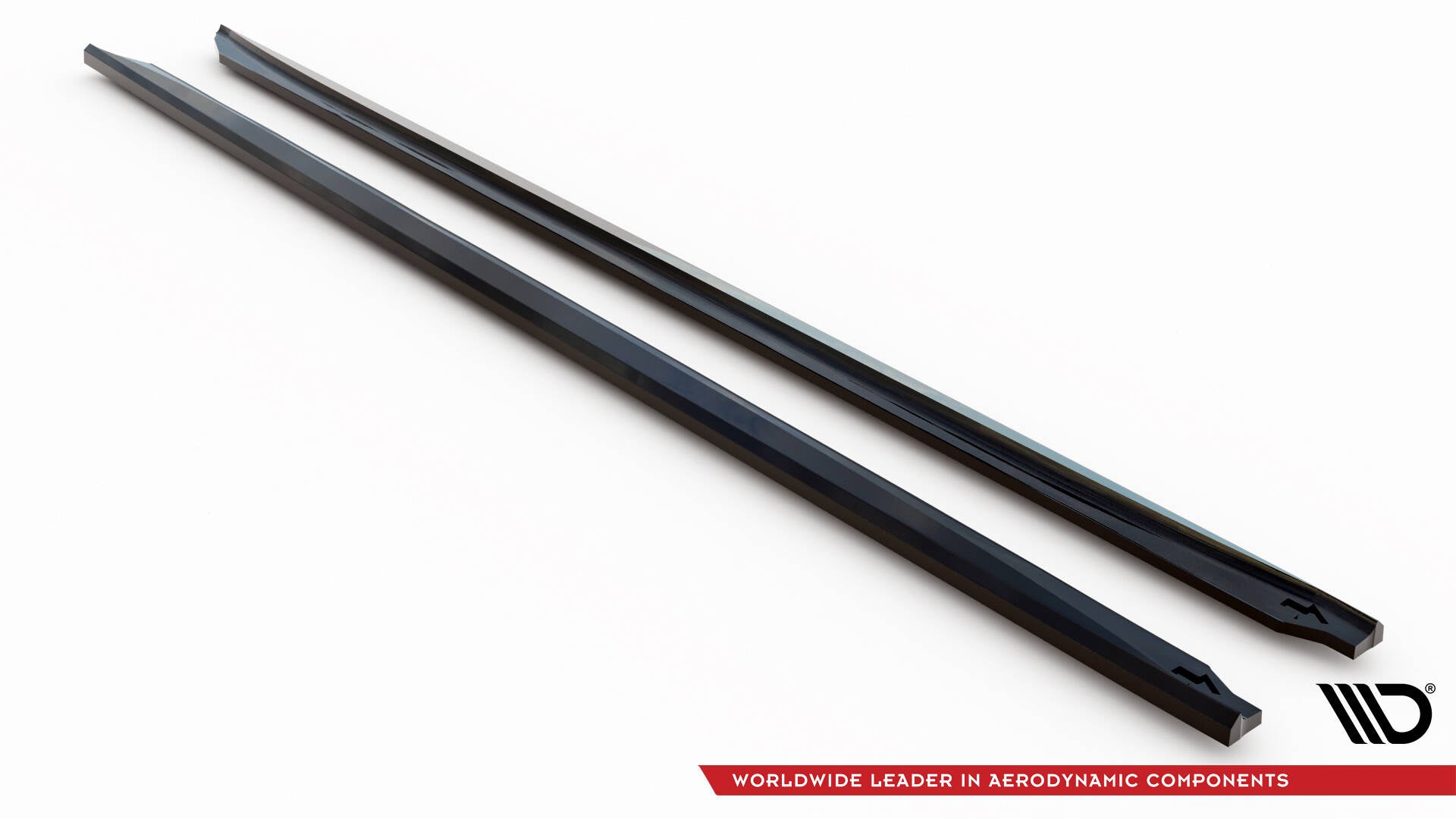 Maxton Design Street+ Seitenschweller Leisten passend für BMW 5er G30 / G31 Facelift schwarz Hochglanz