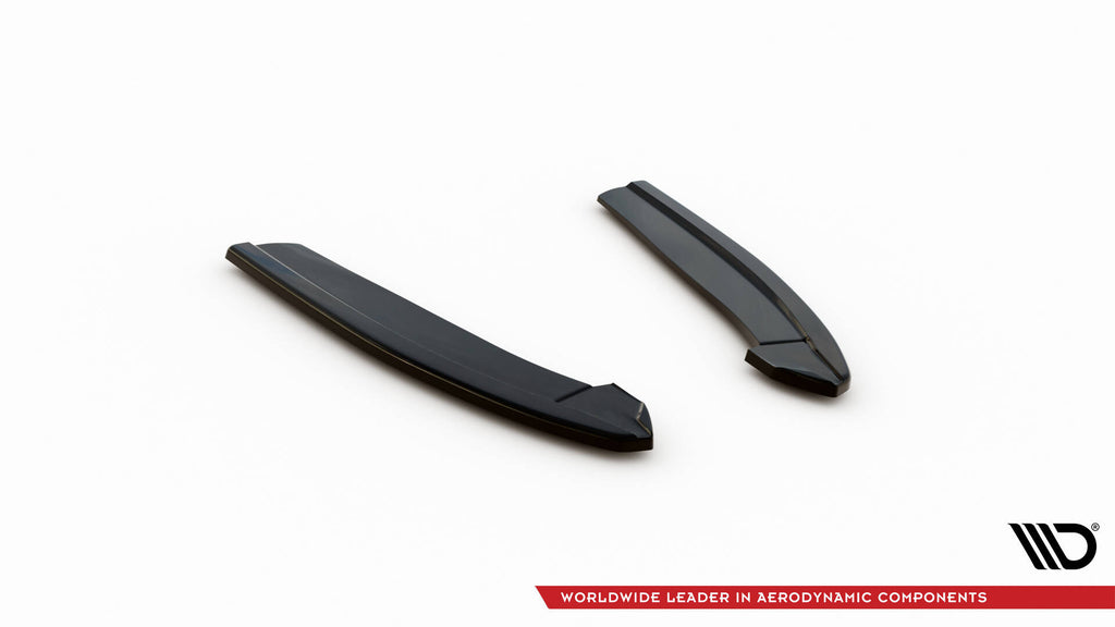 Maxton Design Heck Ansatz Flaps Diffusor V.7 passend für Ford Focus Kombi ST Mk4 schwarz Hochglanz