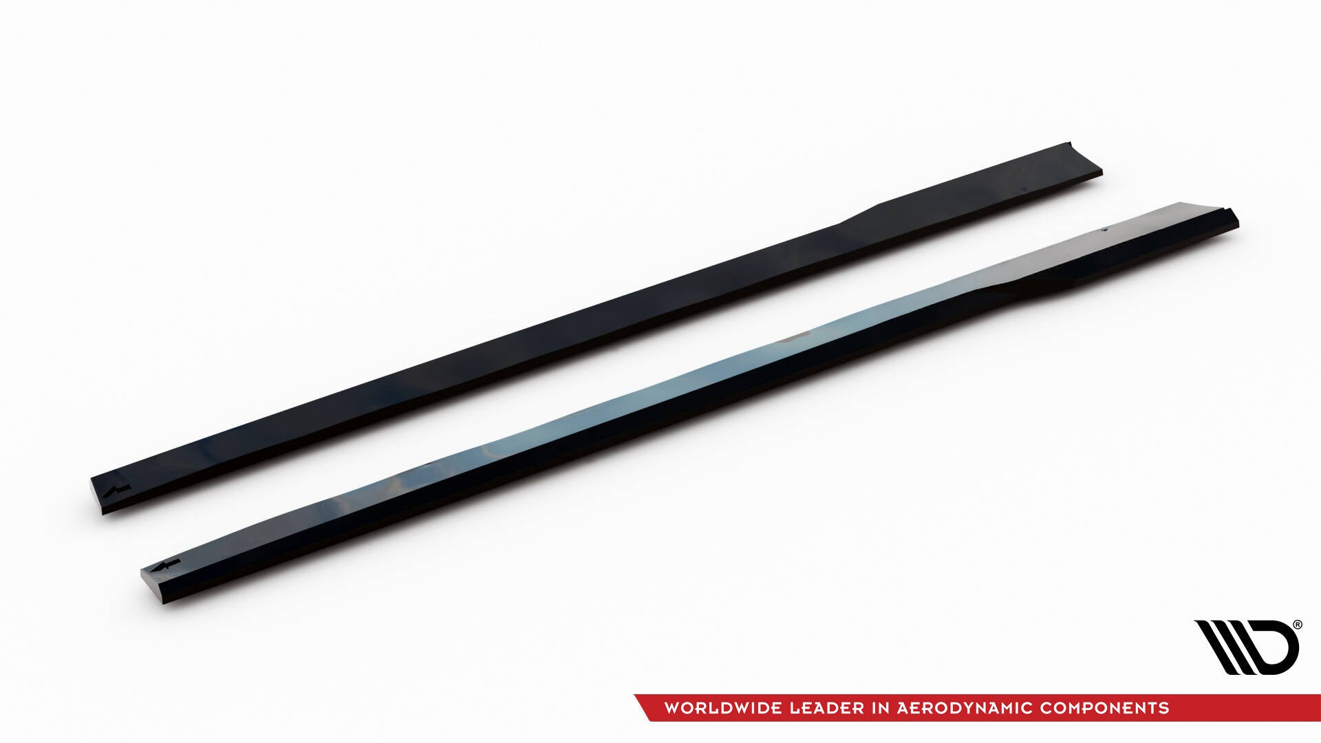 Maxton Design Street+ Seitenschweller Leisten passend für Ford Mustang Dark Horse Mk7 schwarz Hochglanz