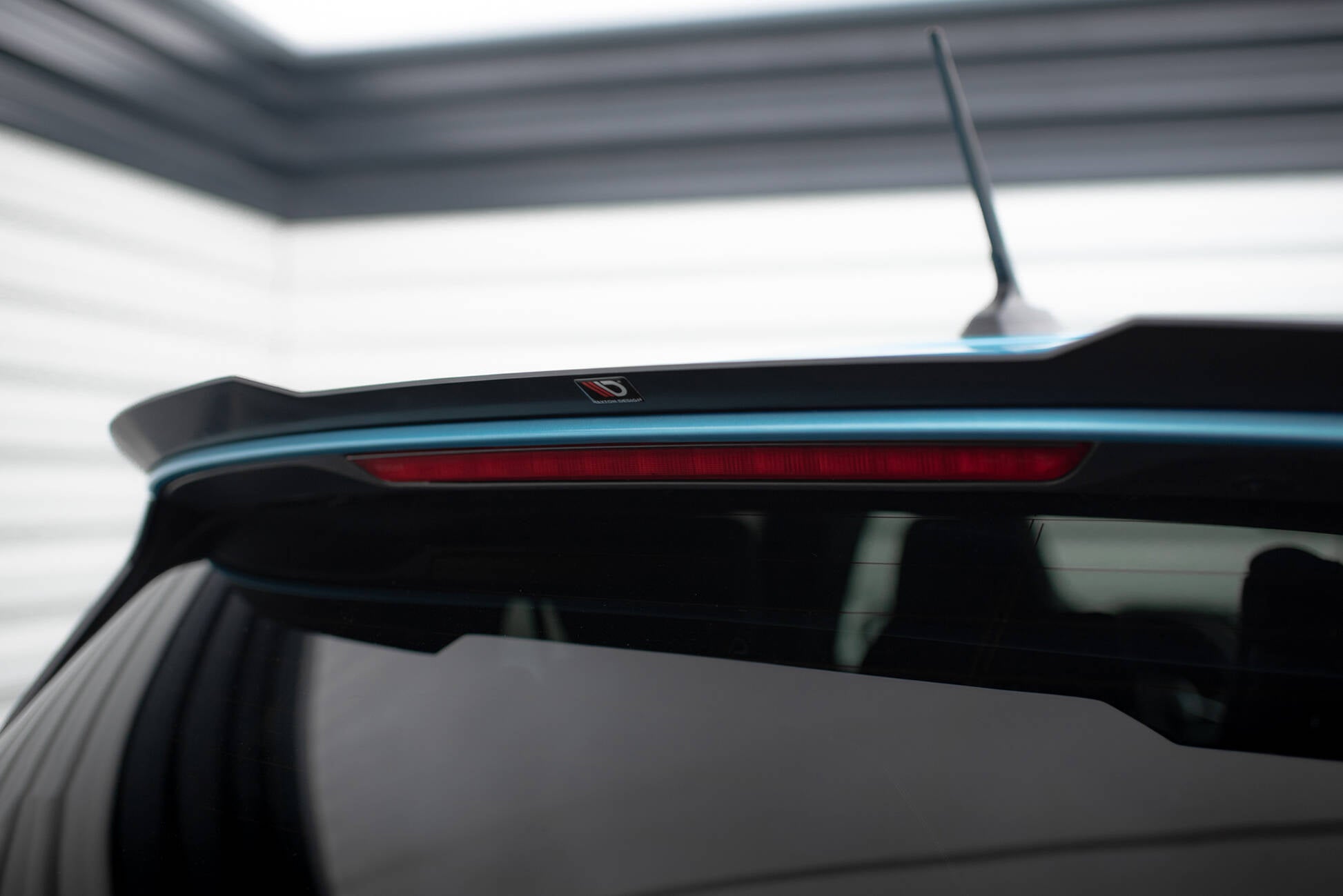Maxton Design Spoiler CAP passend für Renault Clio Mk5 schwarz Hochglanz