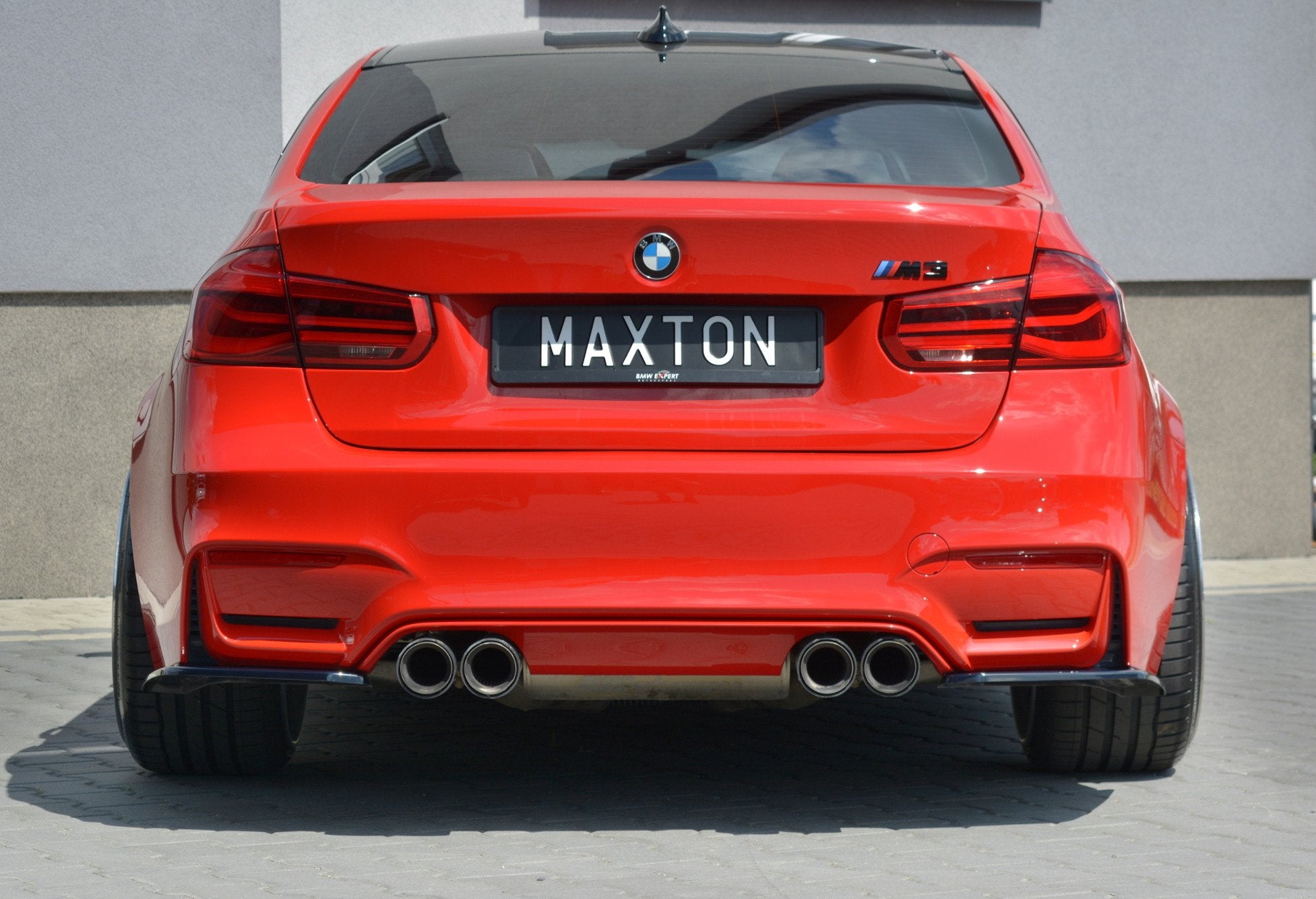Maxton Design Heck Ansatz Flaps Diffusor passend für BMW M3 F80 schwarz Hochglanz