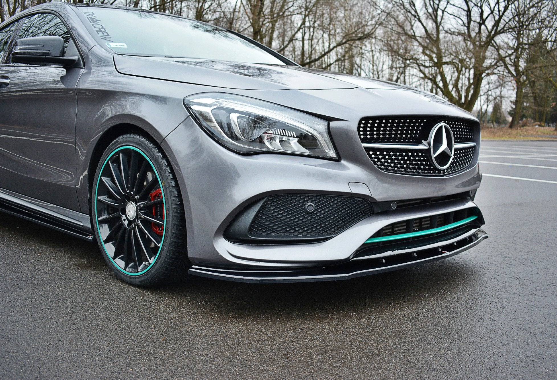 Maxton Design Street+ Spoilerlippe Front Ansatz V.1 passend für Mercedes CLA C117 AMG-LINE FACELIFT schwarz Hochglanz